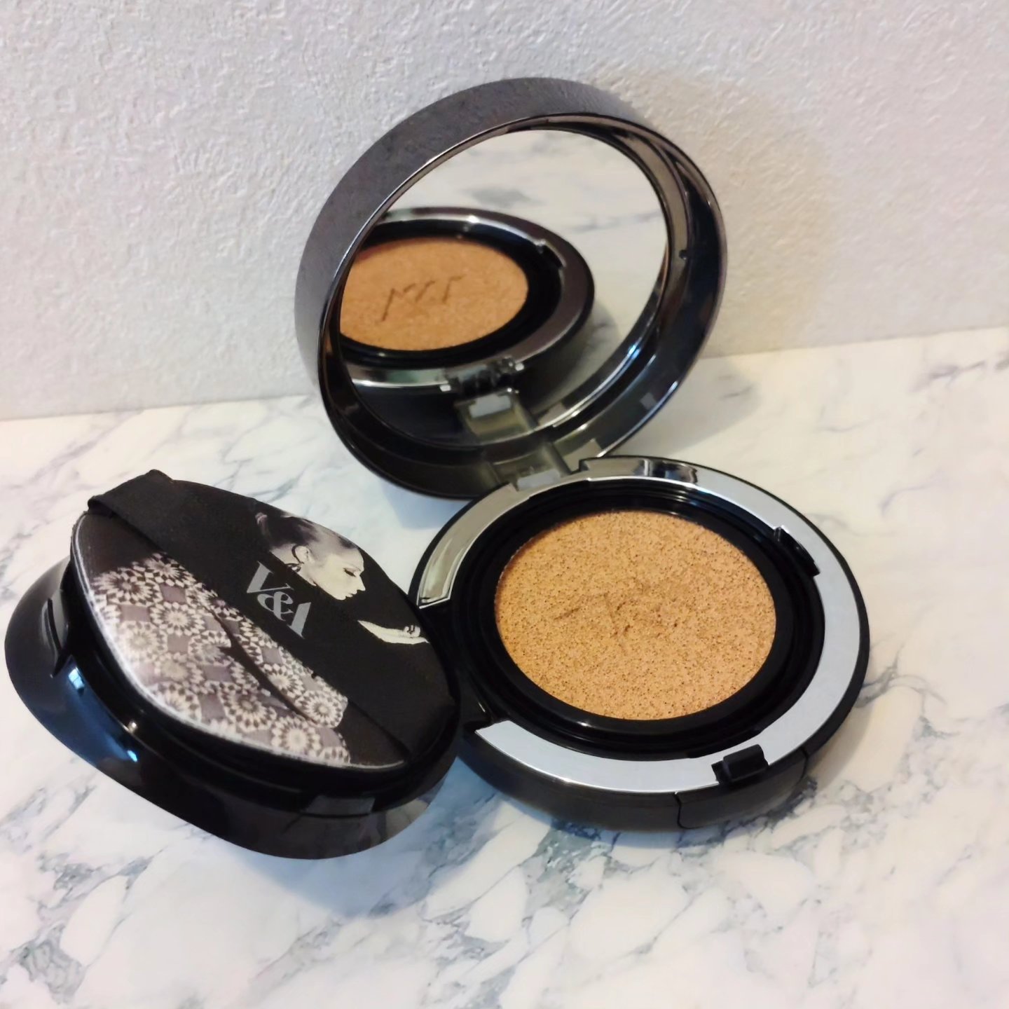 ロングウェアクッションファンデーション/V&Aビューティー/クッションファンデーションを使ったクチコミ（3枚目）