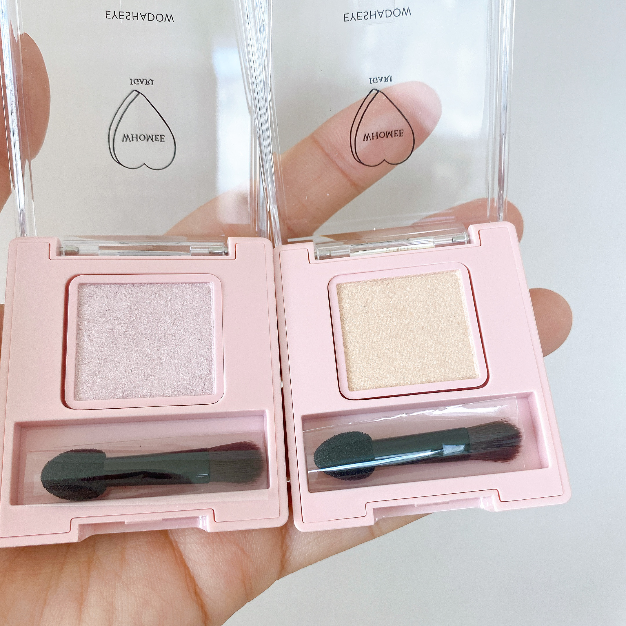 フーミー シングルラメシャドウ/WHOMEE/単色アイシャドウを使ったクチコミ（3枚目）