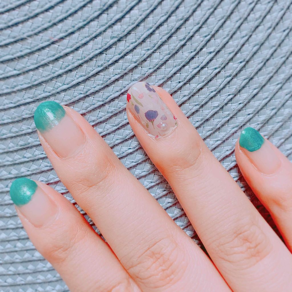 ミニネイル/パラドゥ/マニキュアを使ったクチコミ（2枚目）