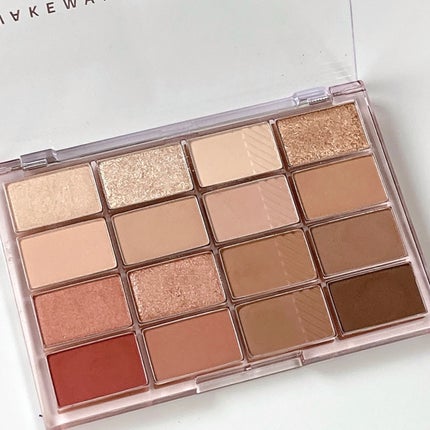 ソフトブラーリングアイパレット/wakemake/アイシャドウパレットを使ったクチコミ(4枚目)