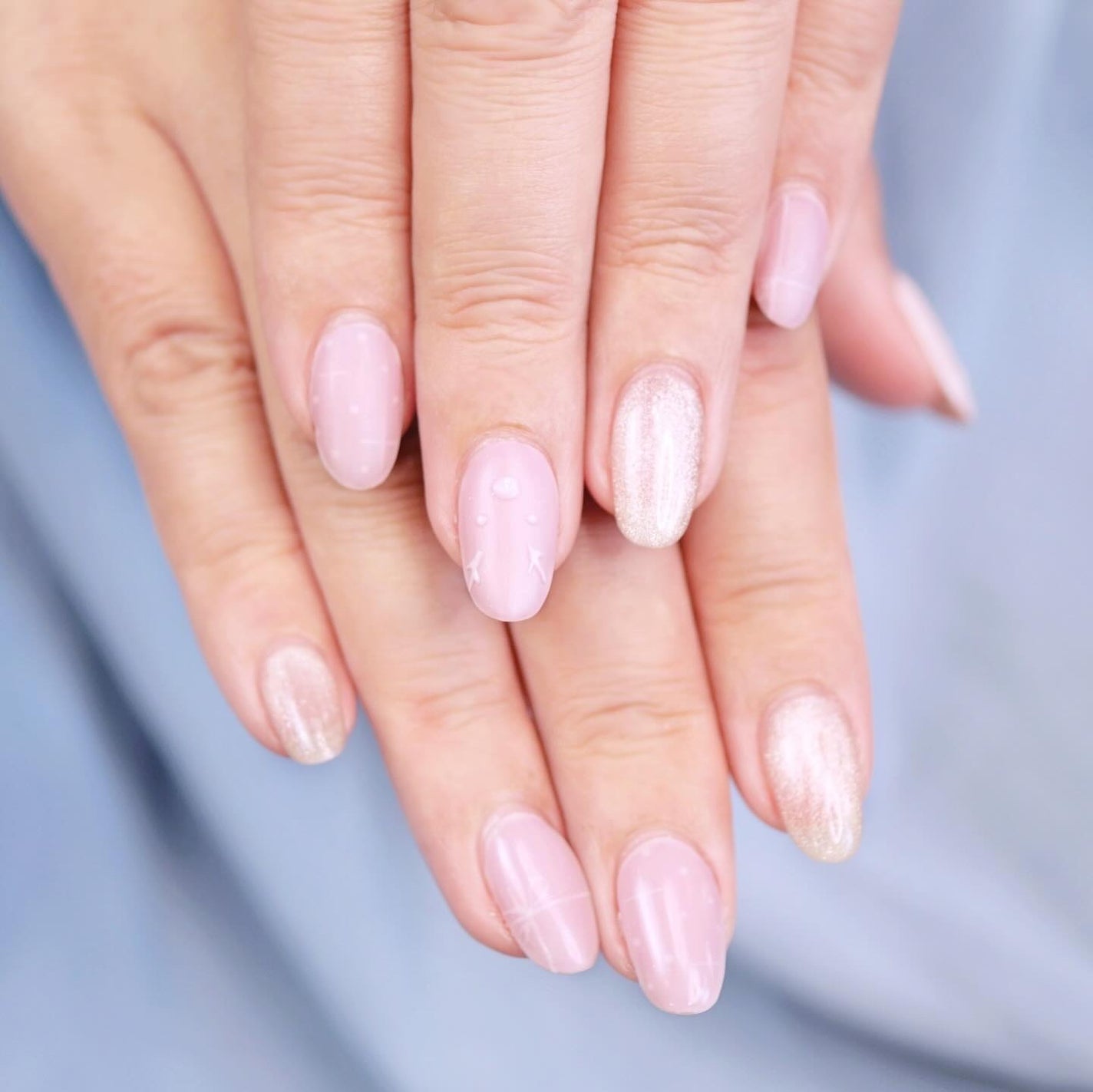 Rin★ on LIPS 「クリスマスのトナカイネイル🌟くすみパステルカラーで派手すぎない..」(3枚目)