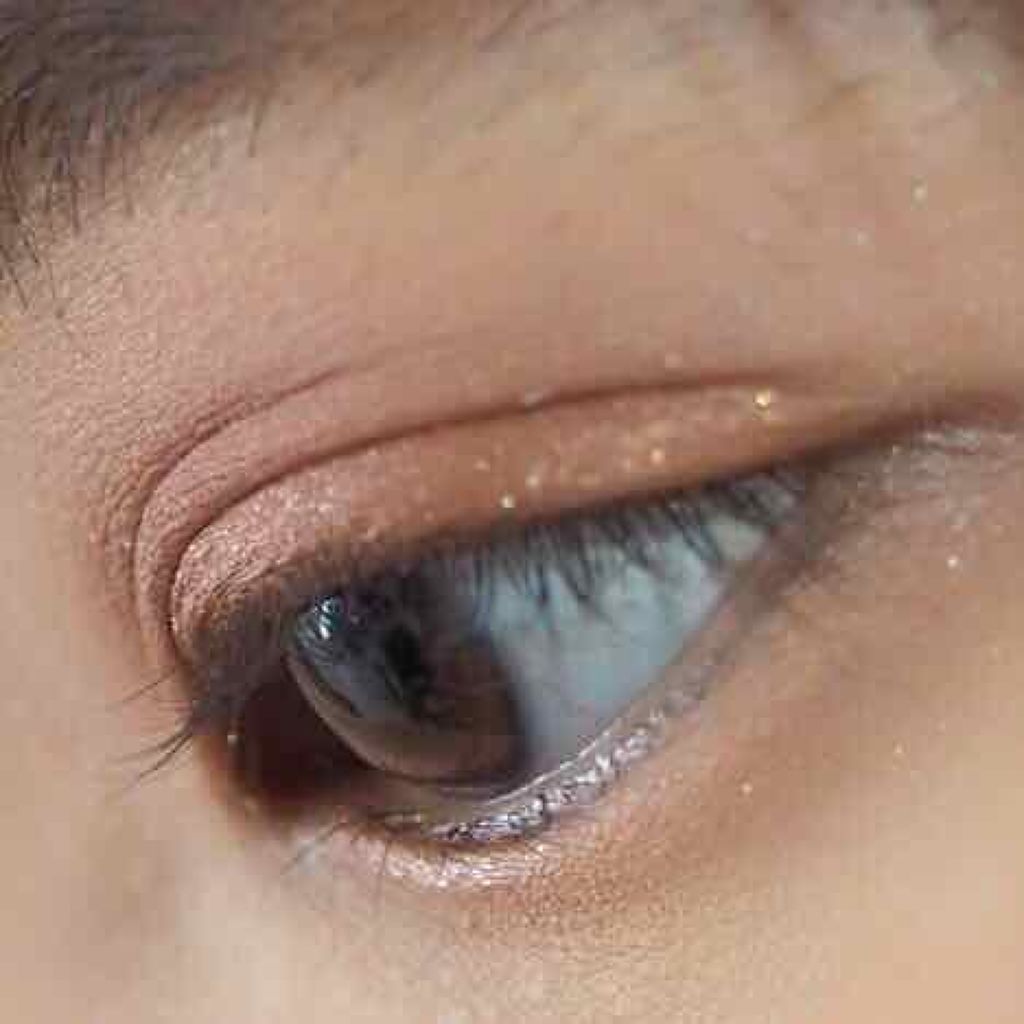 モダンアイシャドウ イタルプリズム/MISSHA/単色アイシャドウを使ったクチコミ（2枚目）