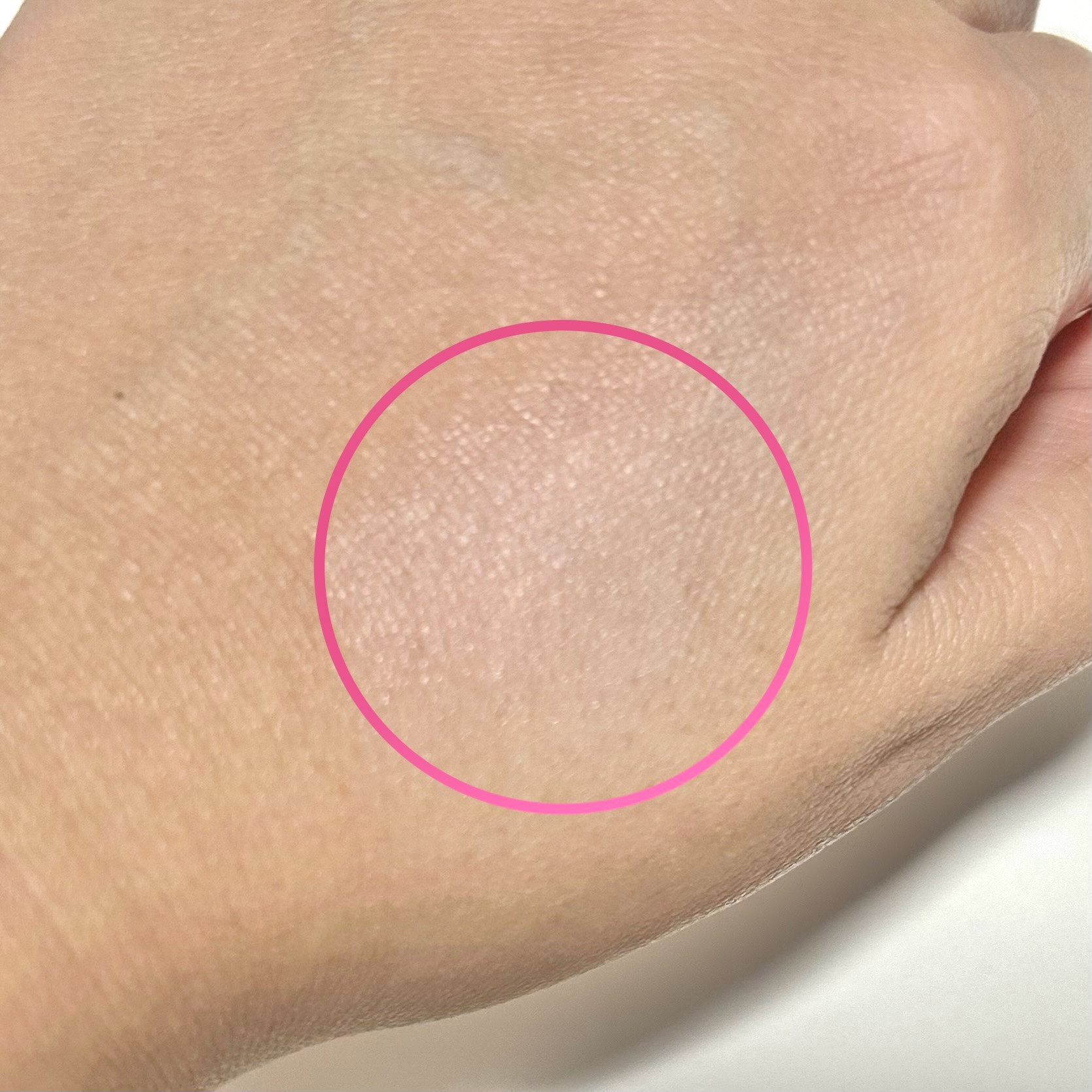 ウォンジョンヨ フィッティングクッション グロウ 01 ペールピンク/Wonjungyo/クッションファンデーションを使ったクチコミ（2枚目）