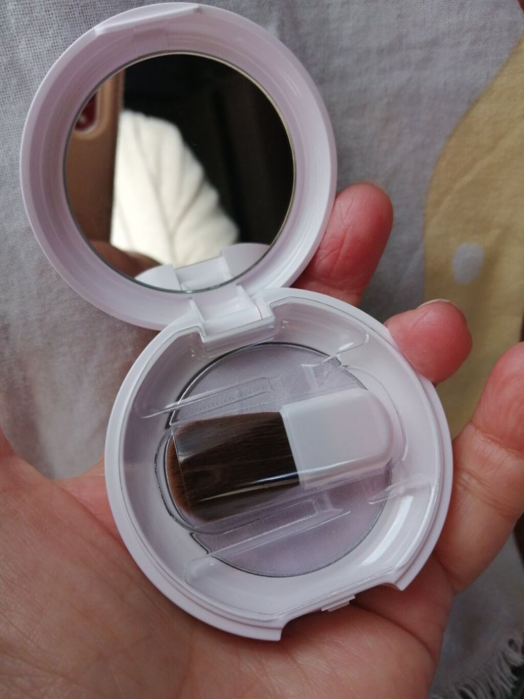 虹の光パウダー/舞妓はん/プレストパウダーを使ったクチコミ（3枚目）