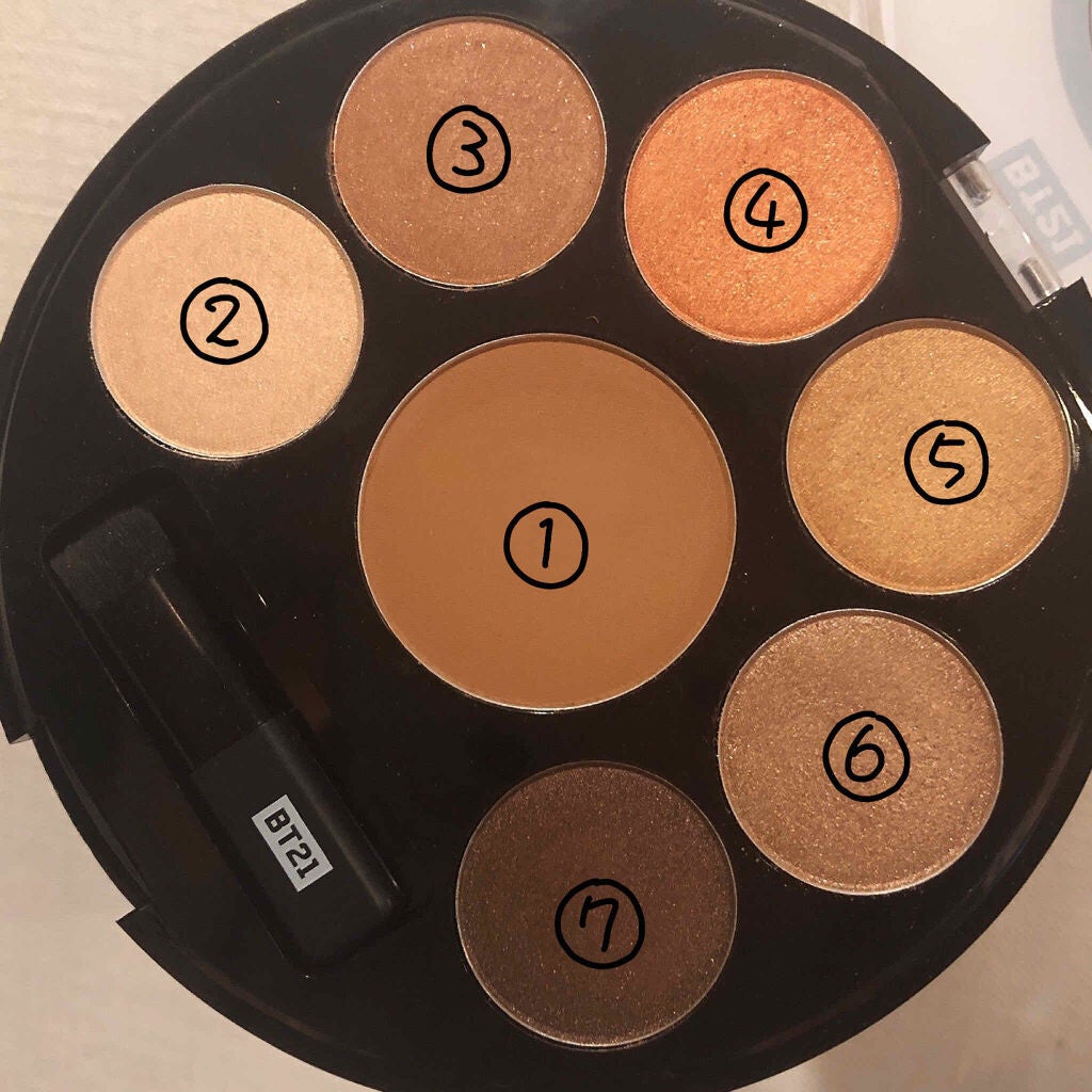 BT21 × VT Cosmetic アイシャドウ パレット/VT/アイシャドウパレットを使ったクチコミ(2枚目)