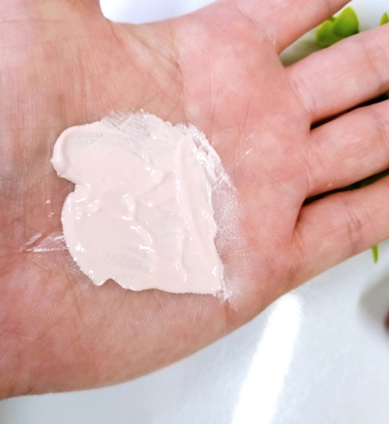 プリマヴィスタ スキンプロテクトベース<乾燥くずれ防止> ベージュ/プリマヴィスタ/化粧下地を使ったクチコミ（2枚目）