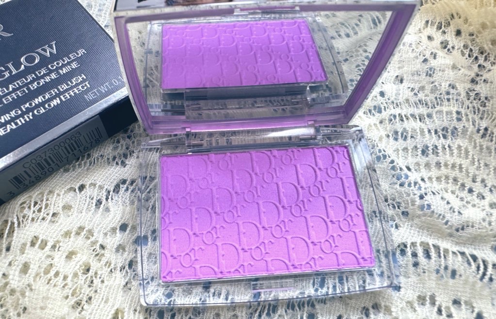 ロージー グロウ 063 ピンク ライラック/Dior/パウダーチークを使ったクチコミ（3枚目）