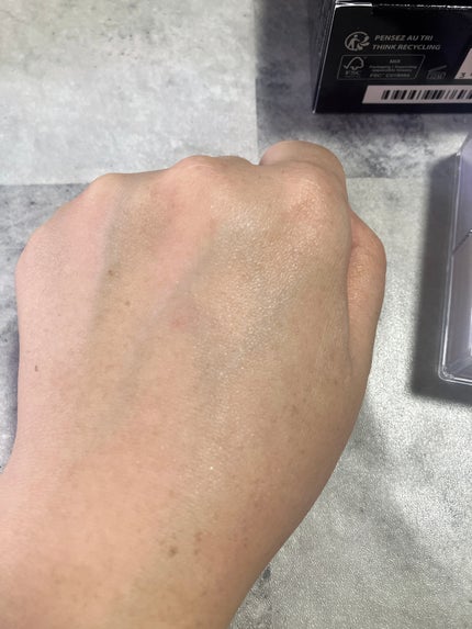 プリズム・リーブル/GIVENCHY/ルースパウダーを使ったクチコミ(4枚目)