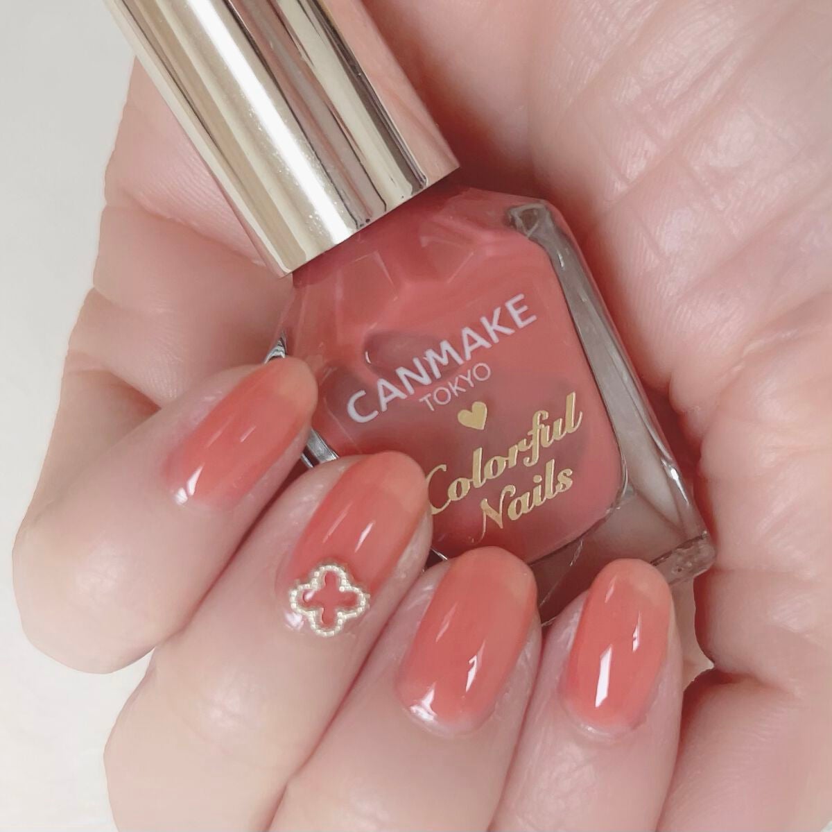 カラフルネイルズ/キャンメイク/マニキュアを使ったクチコミ(5枚目)