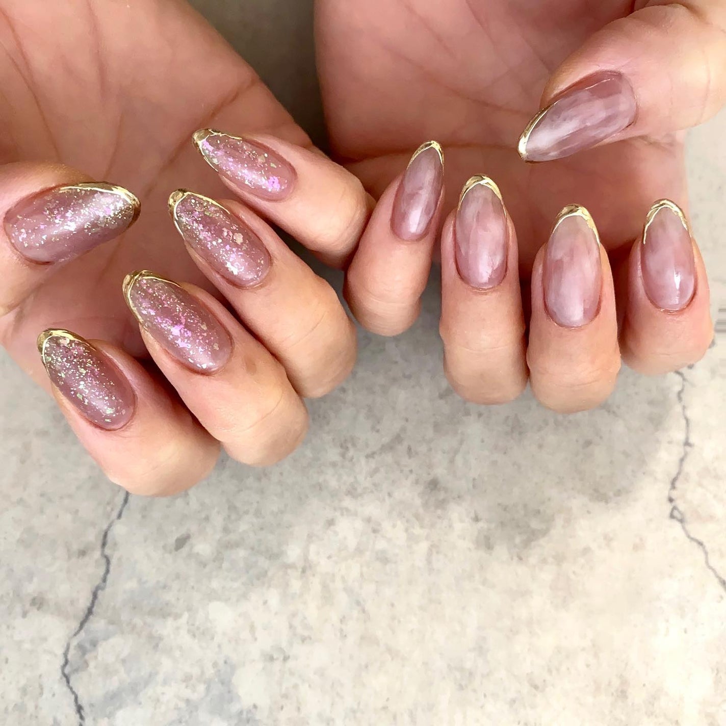 naomi on LIPS 「mynailキラキラ✨とモヤモヤのアシメ使用商品詳細です☟📝パ..」(1枚目)