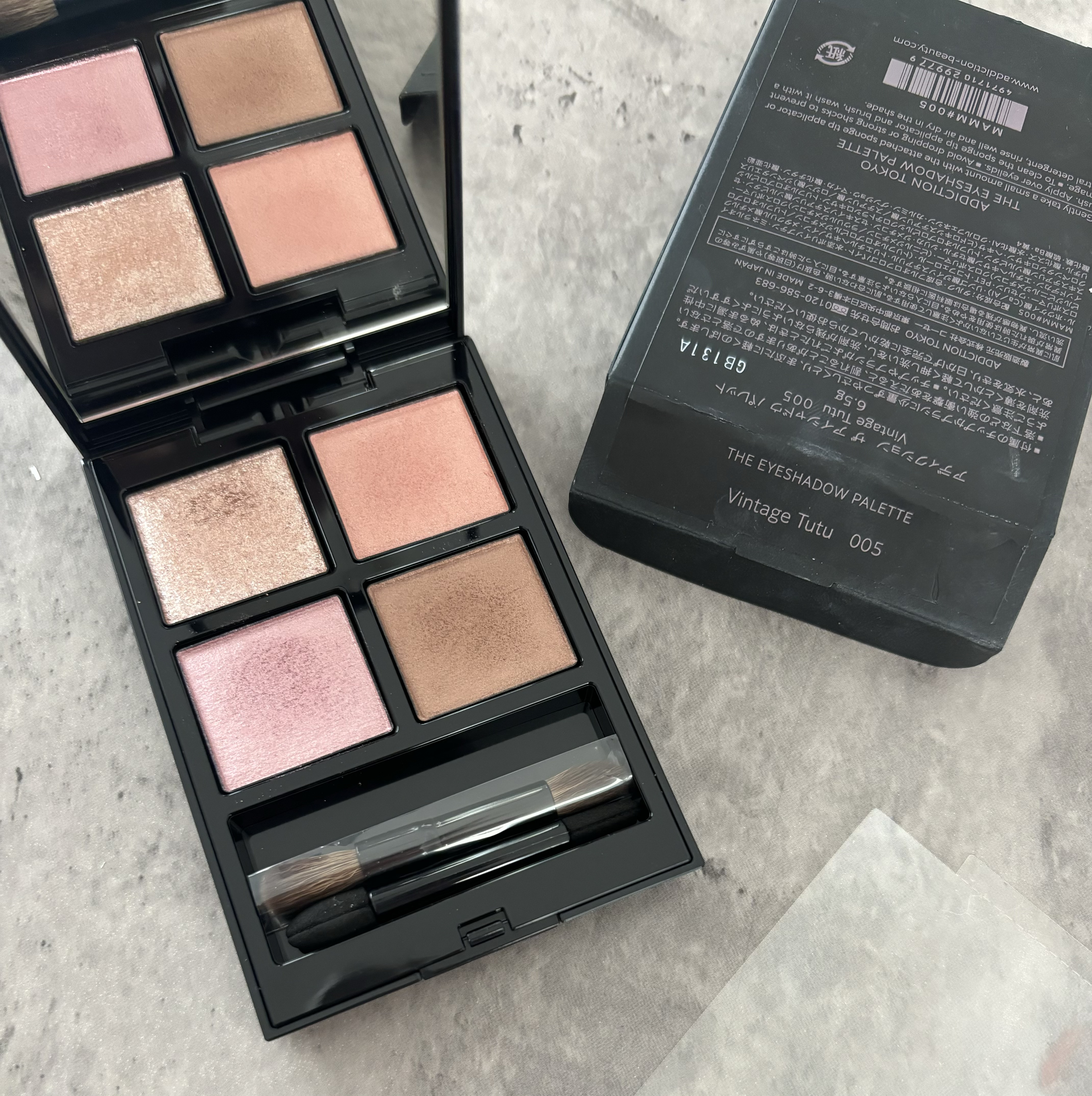 アディクション　ザ アイシャドウ パレット 005 Vintage Tutu/ADDICTION/アイシャドウパレットを使ったクチコミ（1枚目）