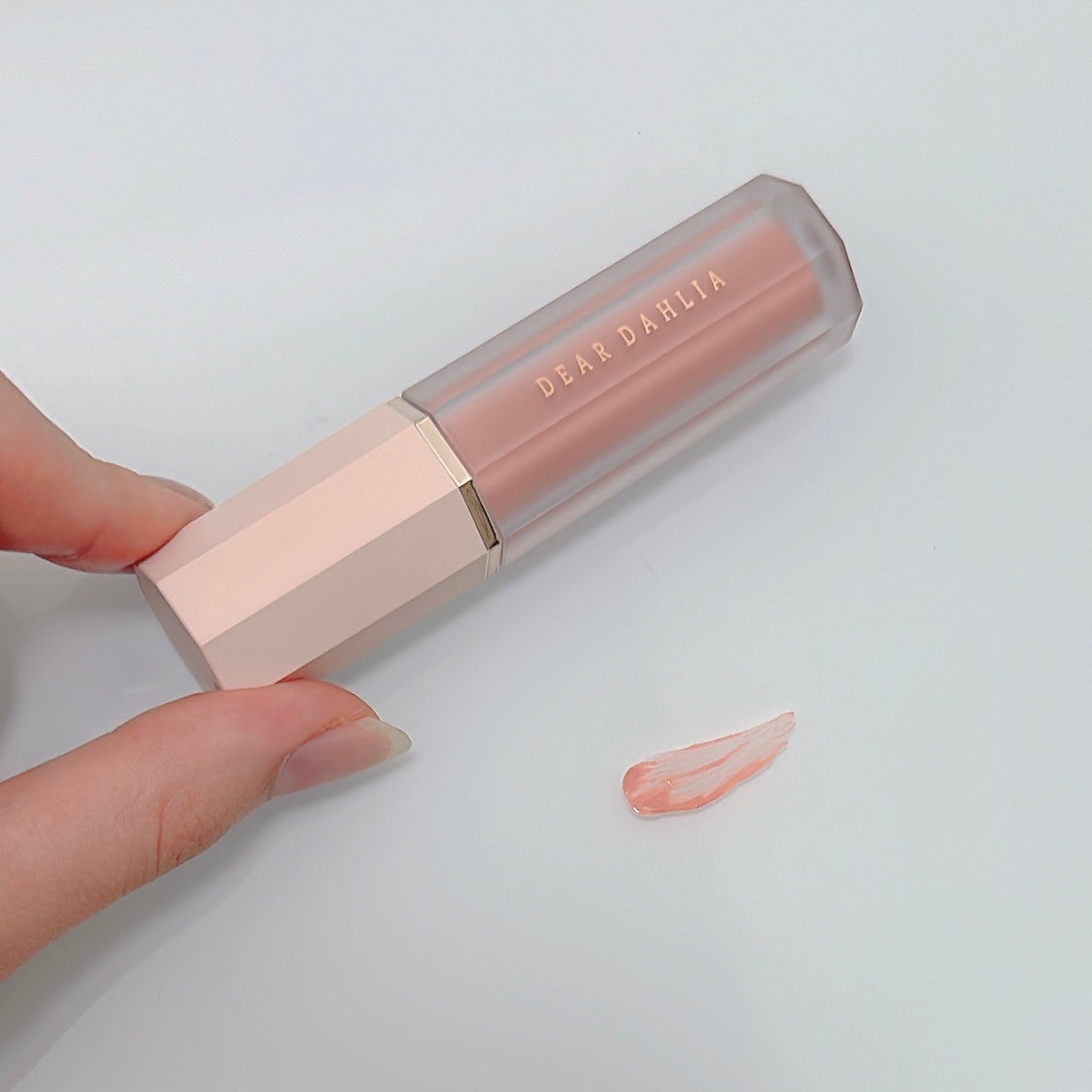 ペタルドロップリキッドブラッシャー/DEAR DAHLIA/リキッドチークを使ったクチコミ(1枚目)
