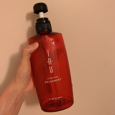 ルベル
イオ クレンジング リラックスメント シャンプー　
シャンプー 600ml

お友達の家でずっと使ってるシャンプー🧴
美容室専売品だけど
楽天などで購入できるそう🐾

洗い上がりは潤い保持！って