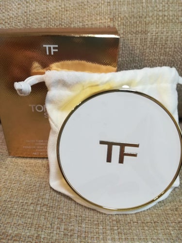 トレースレス タッチ ファンデーション SPF 45 サテンマット クッション コンパクト/TOM FORD BEAUTY/クッションファンデーションを使ったクチコミ（1枚目）