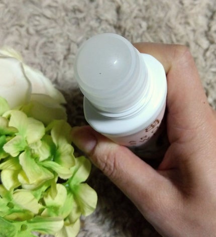 8x4 アロマスイッチ ロールオン パリスブーケの香り/8x4/デオドラント・制汗剤を使ったクチコミ(3枚目)