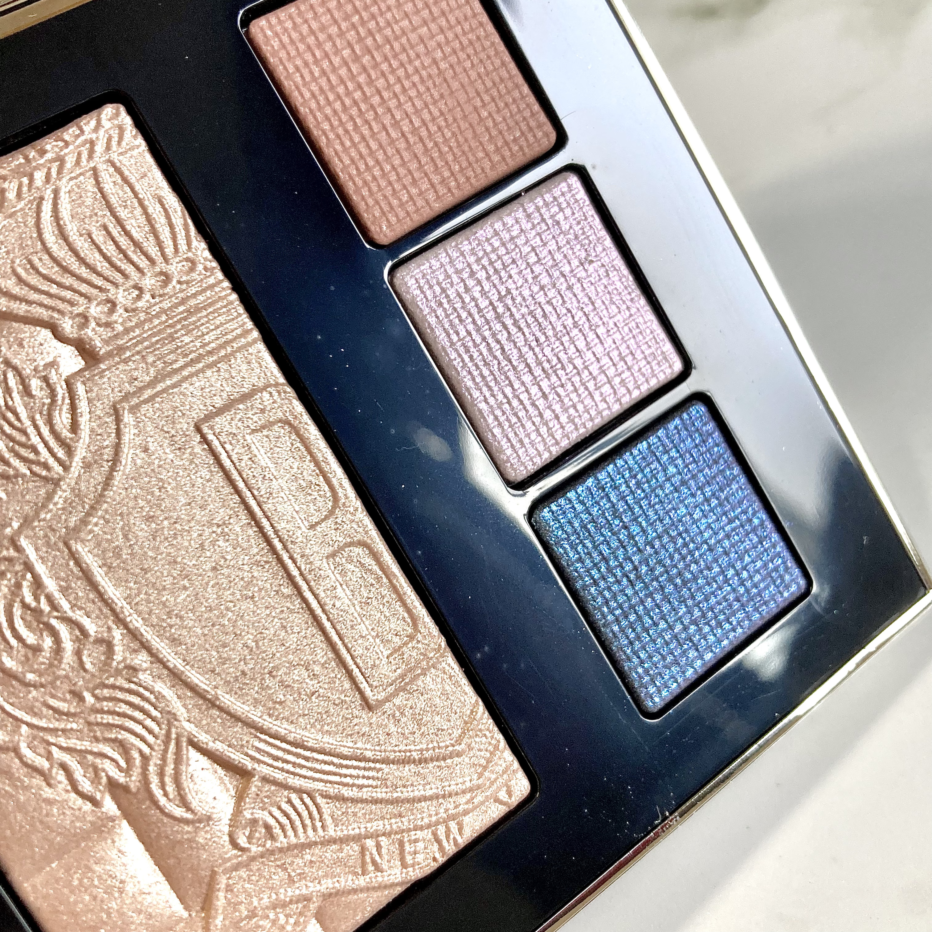 リュクスアイシャドウ L29 ソーラーウィンド(リッチ スパークル) /BOBBI BROWN/単色アイシャドウを使ったクチコミ（3枚目）