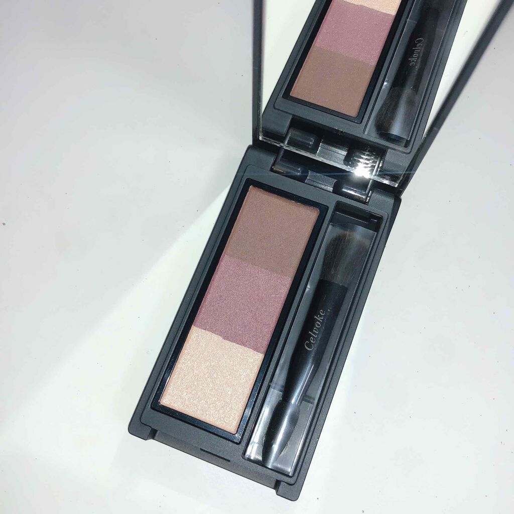 セルヴォーク インディケイトアイブロウパウダー/Celvoke/パウダーアイブロウを使ったクチコミ(1枚目)