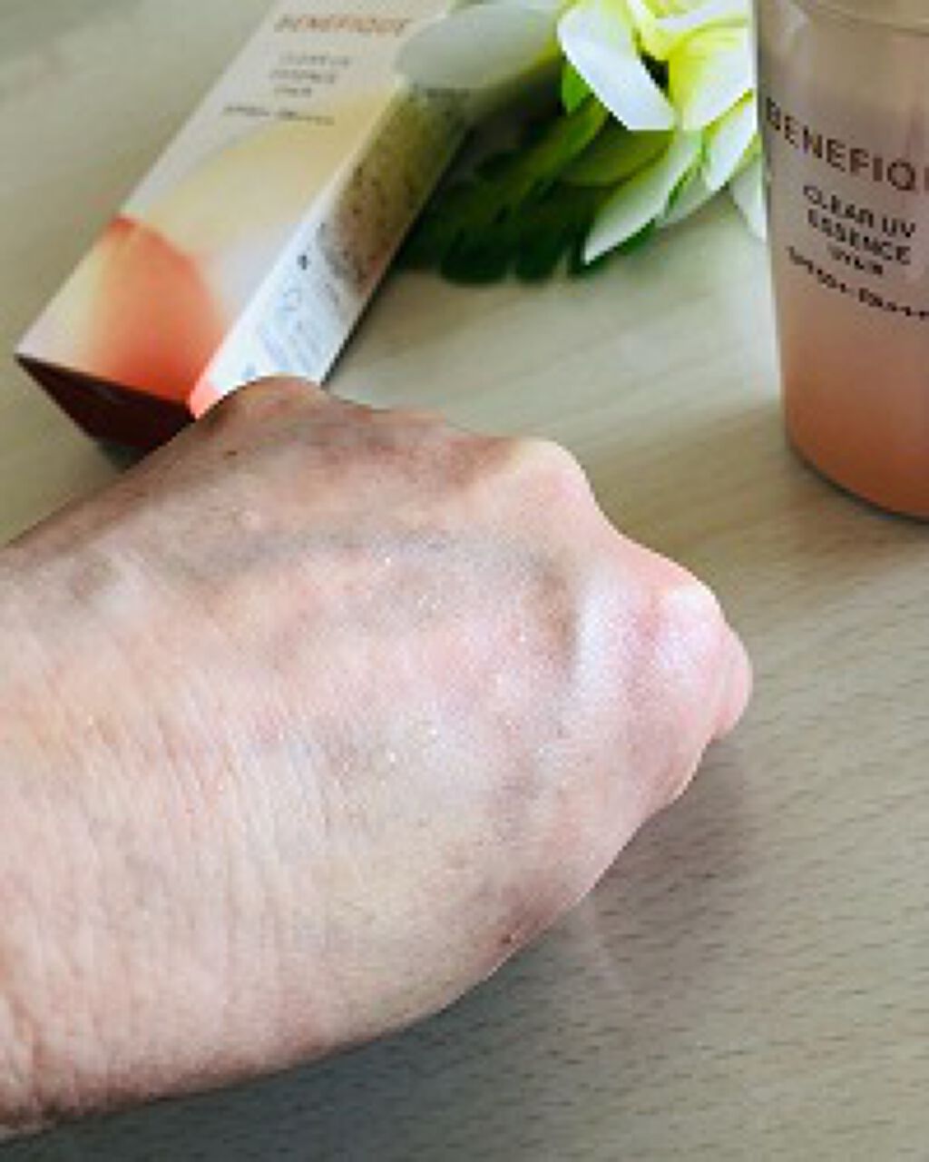 ベネフィーク クリア UV エッセンス(UV&IR)/BENEFIQUE/日焼け止めローションを使ったクチコミ(3枚目)