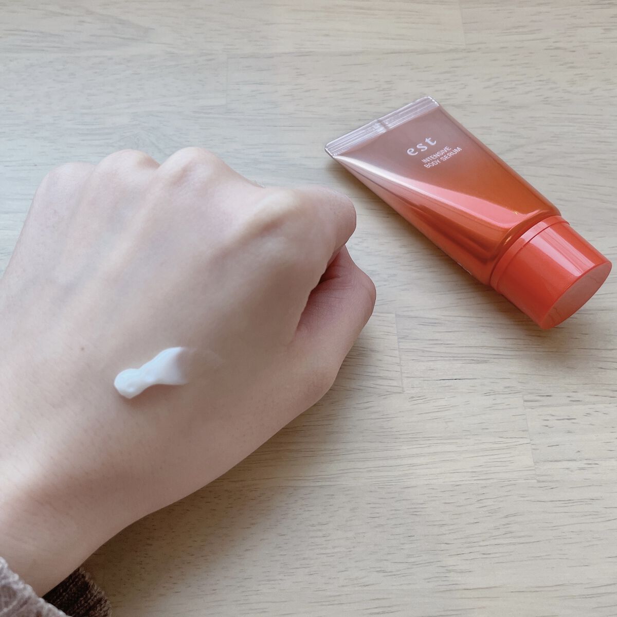 エスト インテンシブ ボディセラム/est/ボディクリームを使ったクチコミ（3枚目）