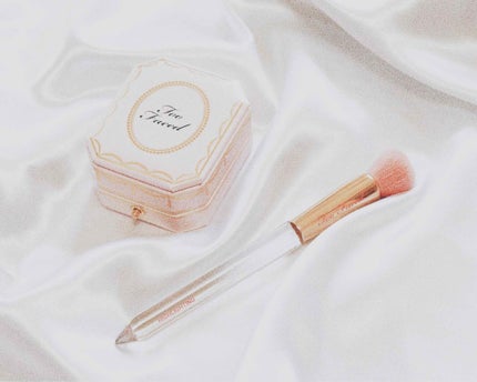 ダイヤモンドライト マルチユース ハイライター/Too Faced/パウダーハイライトを使ったクチコミ(1枚目)