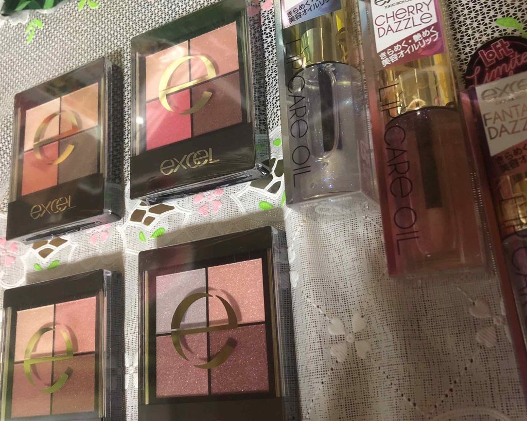 リアルクローズシャドウ/excel/アイシャドウパレットを使ったクチコミ（1枚目）