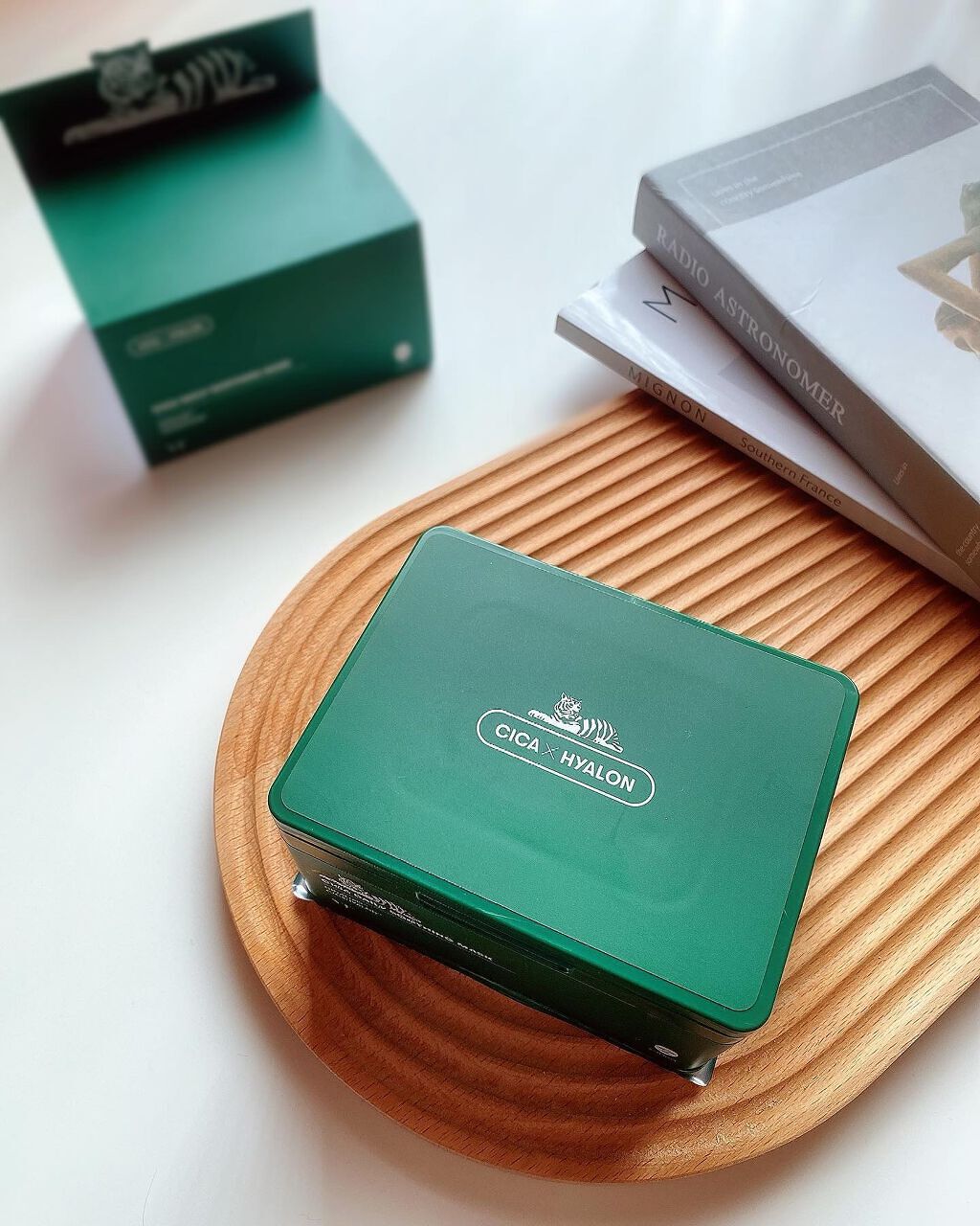 ♡♡♡
⁡
𝟣日𝟣 𝖢𝖨𝖢𝖠 ꕀ🪄🪞𐨢
⁡
お風呂上がりに
𝖢𝖨𝖢𝖠パックで鎮静ᵃⁿᵈ保湿するのが日課です🧸𖤐⡱
⁡
今日もやります！！！
⁡
最近お肌の調子が下降気味 ↯︎↯︎
と思ったら花粉やった😵‍💫