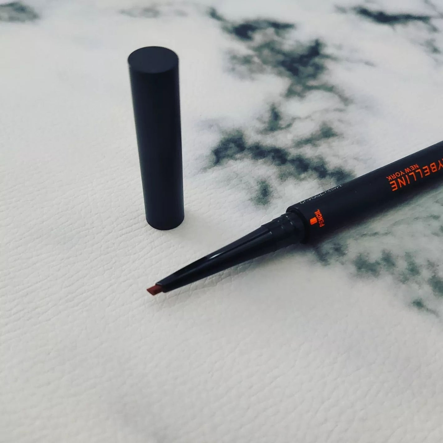 ブロウインク カラーティントデュオ/MAYBELLINE NEW YORK/眉ティントを使ったクチコミ(2枚目)