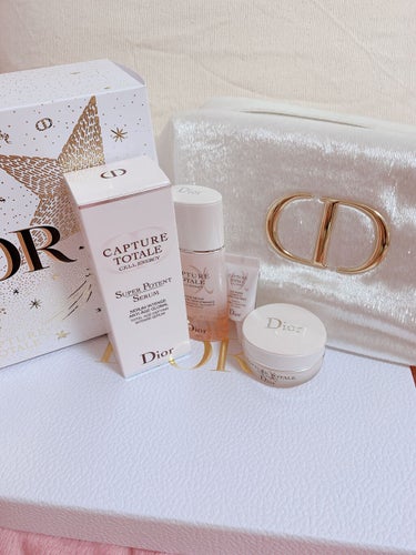 こんばんは

❁¨̮.•*¨*•.¸¸❁¨̮.•*¨*•.¸¸❁¨̮

Dior

カプチュール トータル セル ENGY スーパー セラム

ホリデーコレクション

❁¨̮.•*¨*•.¸¸❁¨̮.•