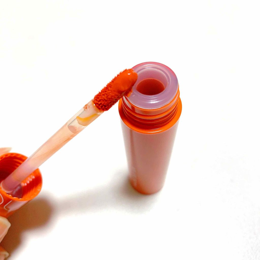 ジューシーラスティングティント/rom&nd/リップティントを使ったクチコミ(2枚目)