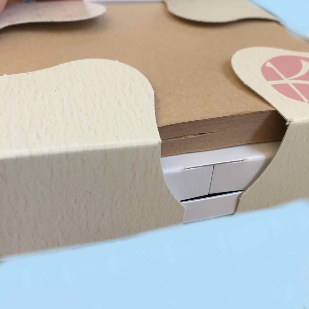 あぶらとり紙（卓上BOXタイプ）/DAISO/あぶらとり紙を使ったクチコミ（2枚目）