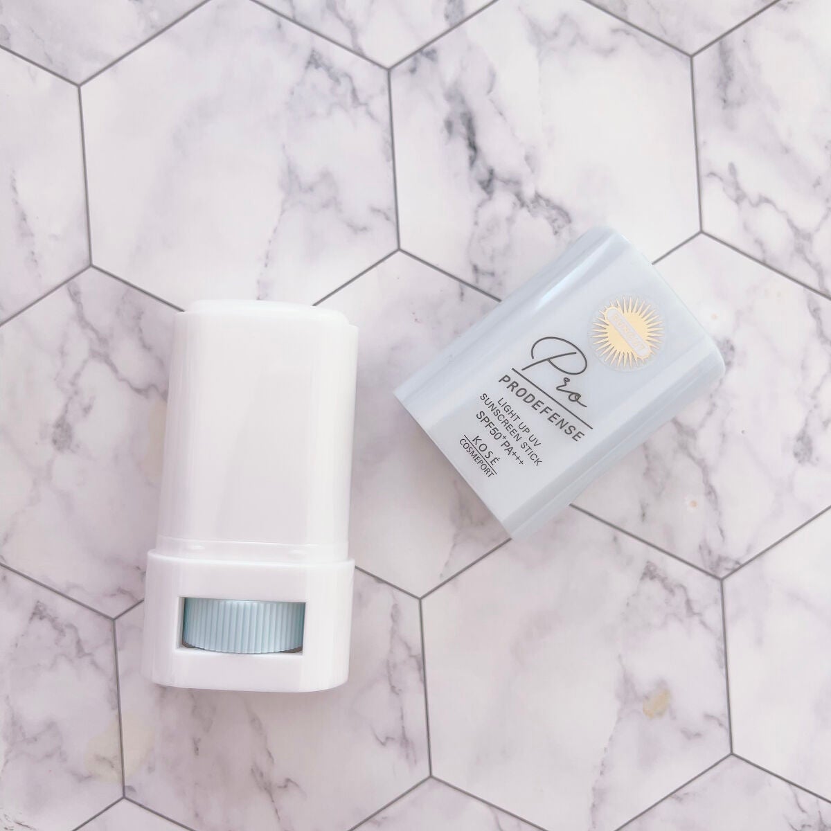 プロディフェンス ライトアップUV スティック/サンカット®/日焼け止めスティックを使ったクチコミ(3枚目)