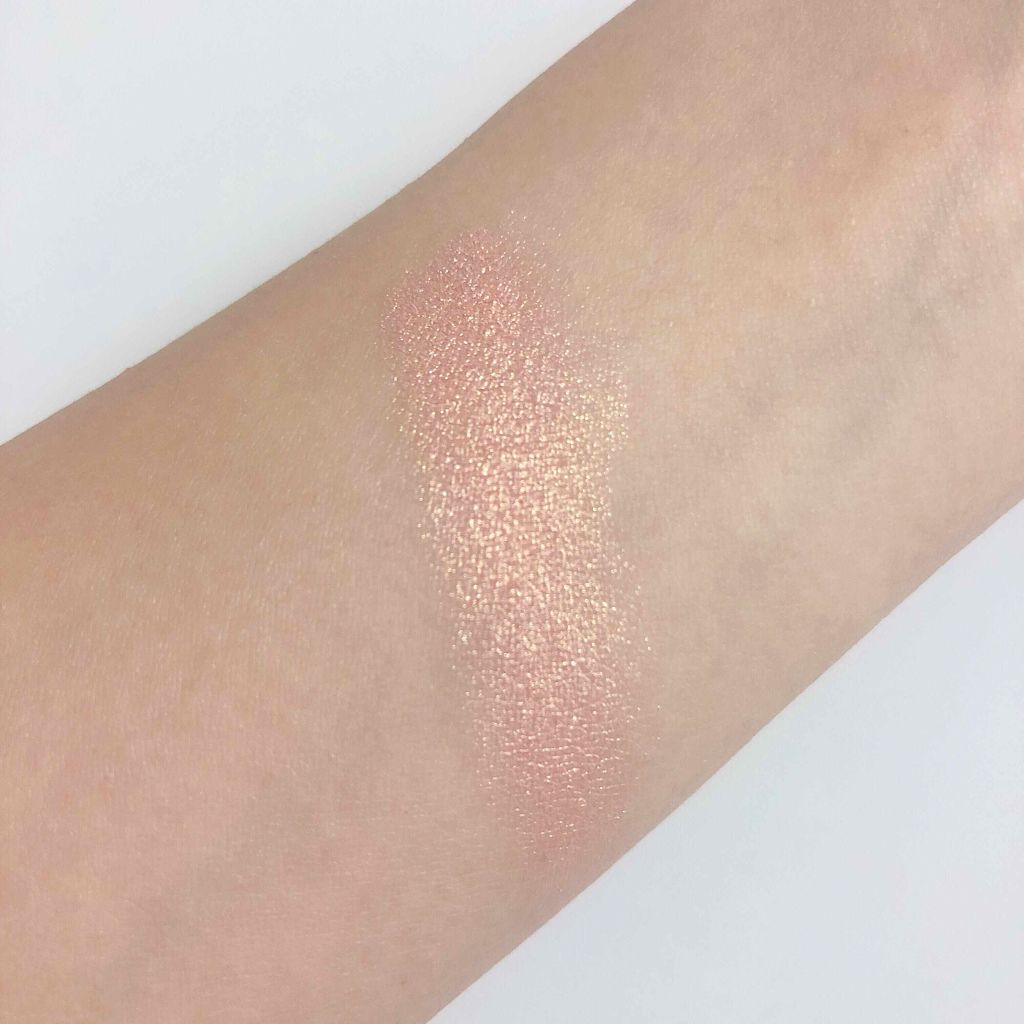 シャドーカスタマイズ/MAJOLICA MAJORCA/単色アイシャドウを使ったクチコミ(2枚目)