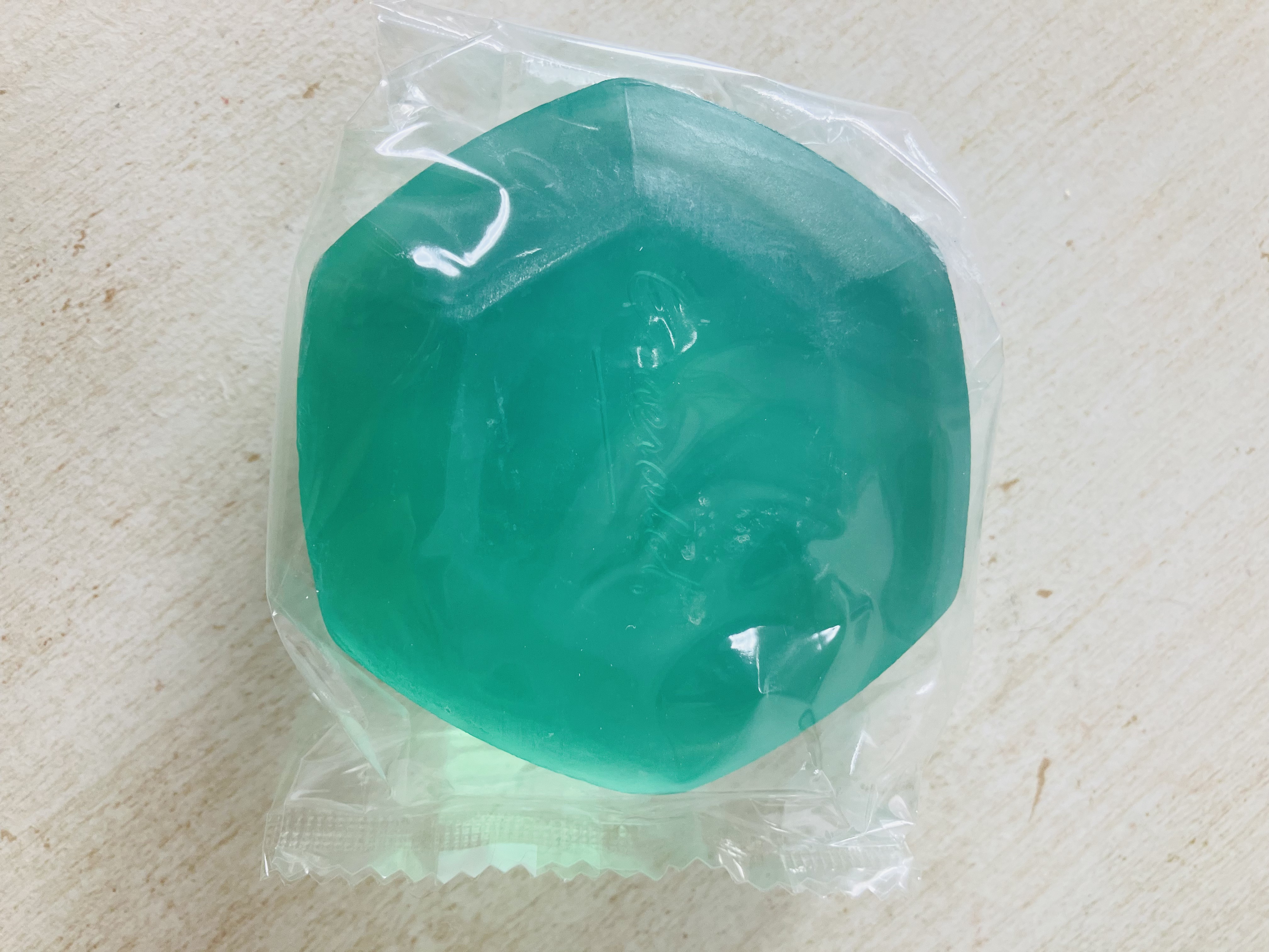 ホネケーキ(エメラルド)NA/SHISEIDO/洗顔石鹸を使ったクチコミ（2枚目）