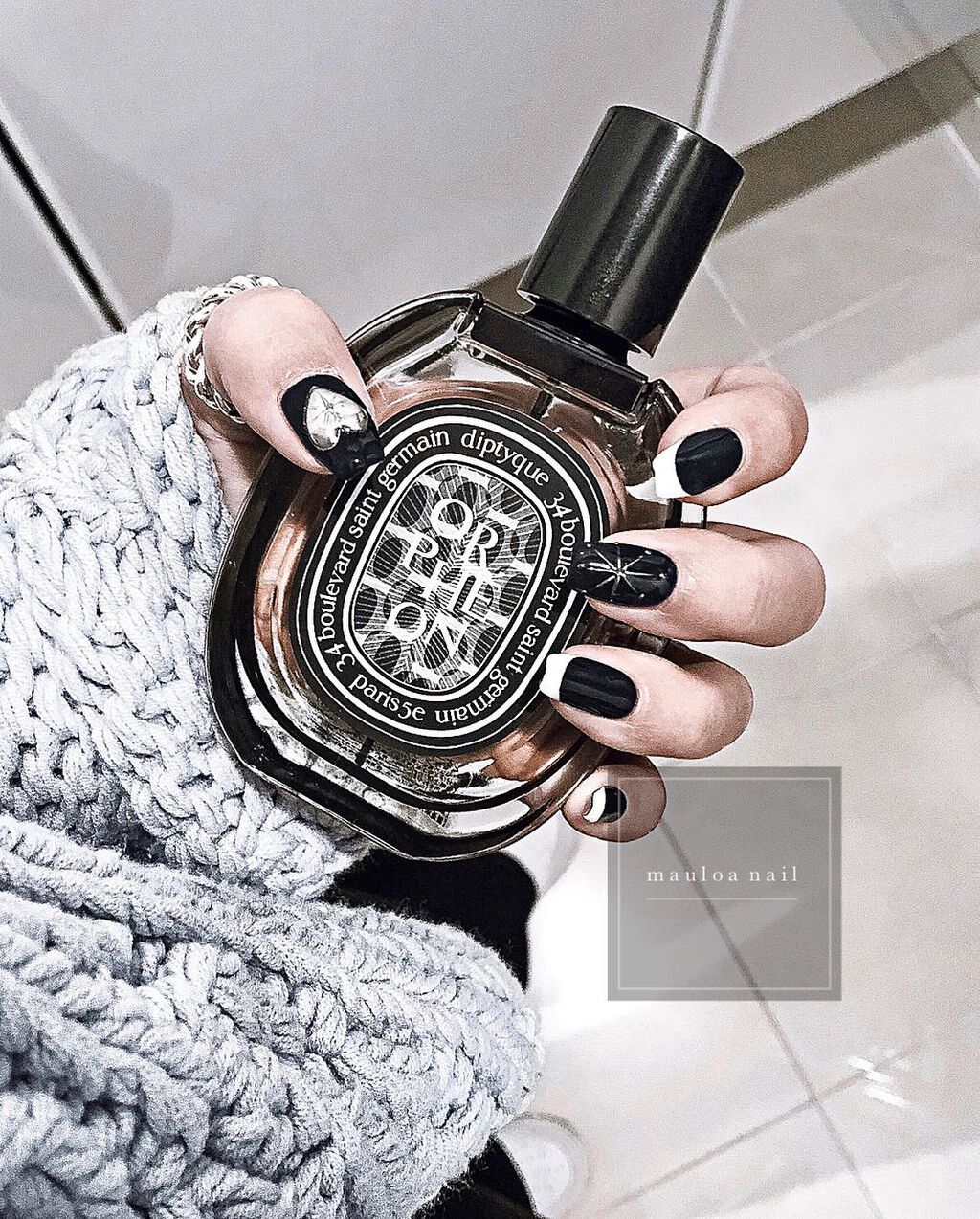 #タイル柄ネイル,#ネイル,#アートネイル,#秋ネイル,#ミラーアートネイル,#白フレンチネイル,#ピンクネイル,#オータムネイル,#ジュエリーネイル,#ミラーネイル,#手書きアートネイル,#ハートネイル,#パーツネイル,#ネイビーネイル,#シルバーアクセネイル,#秋ネイル,#天王寺ネイルのネイルデザイン