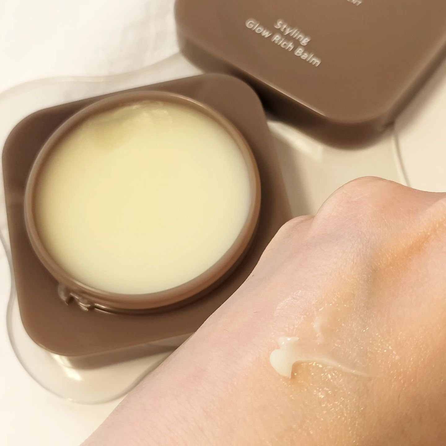 プロフェッショナル スタイリング グロウリッチ バーム /ラ・カスタ　プロフェッショナル/ヘアバームを使ったクチコミ（3枚目）