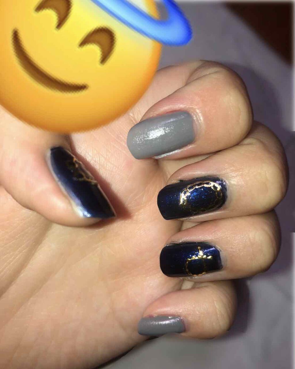 AT サロンネイルエナメル 14ミッドナイトブルー/Art Collection/マニキュアを使ったクチコミ（3枚目）