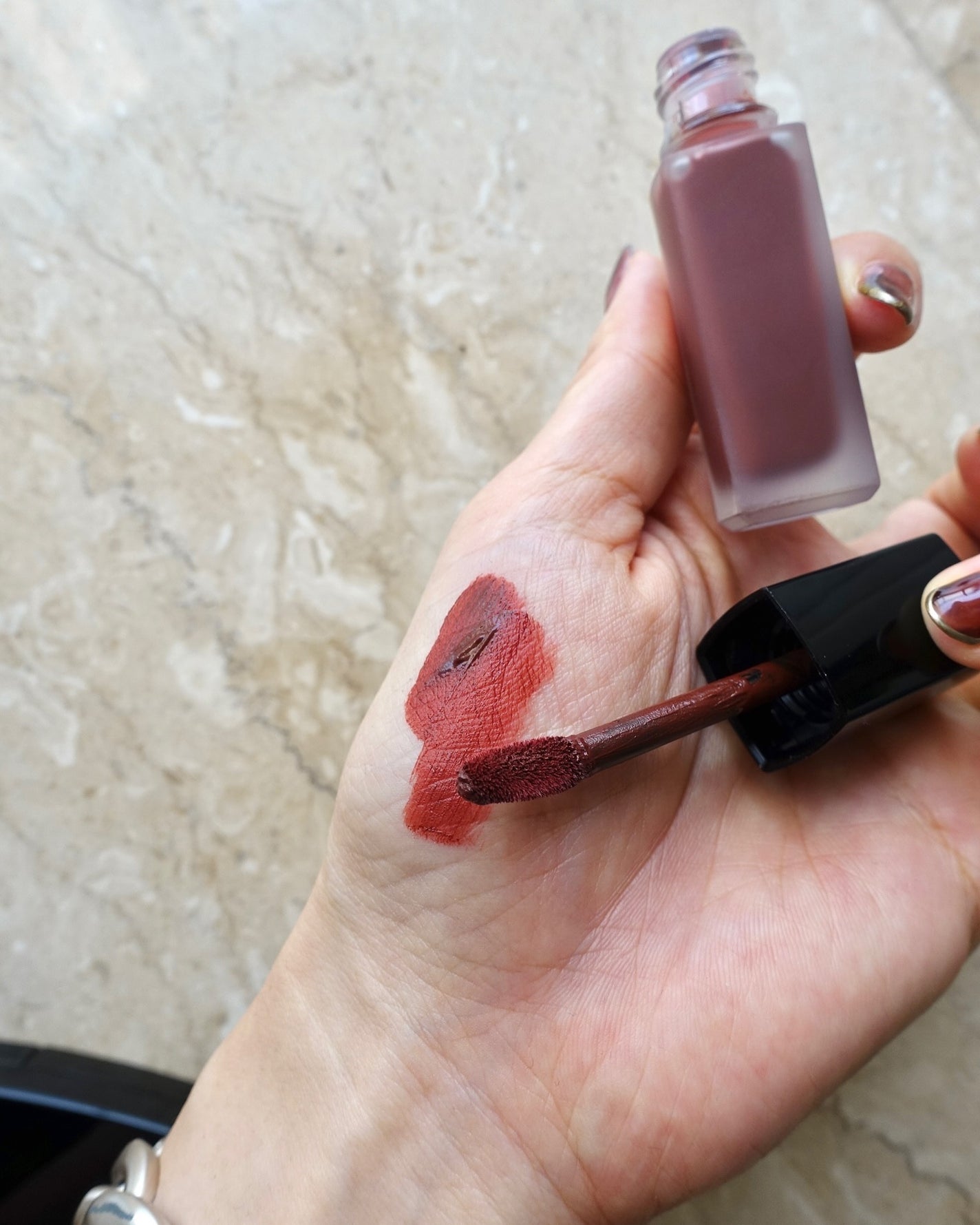 ルージュアリュールリクィッドヴェルヴェットトリオセット/CHANEL/口紅を使ったクチコミ(3枚目)