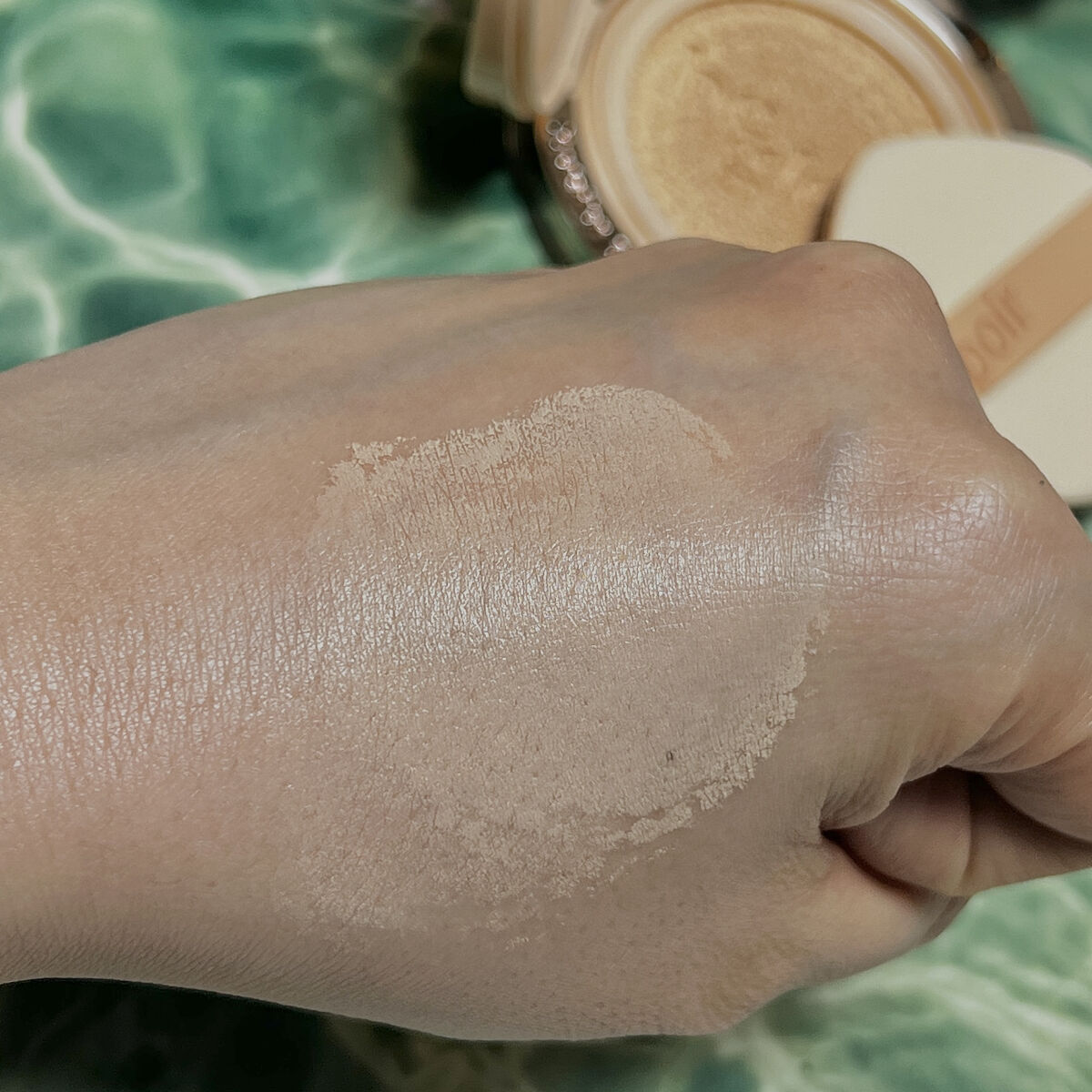 プロテーラービーグロウクッション ニュークラス/espoir/クッションファンデーションを使ったクチコミ（3枚目）