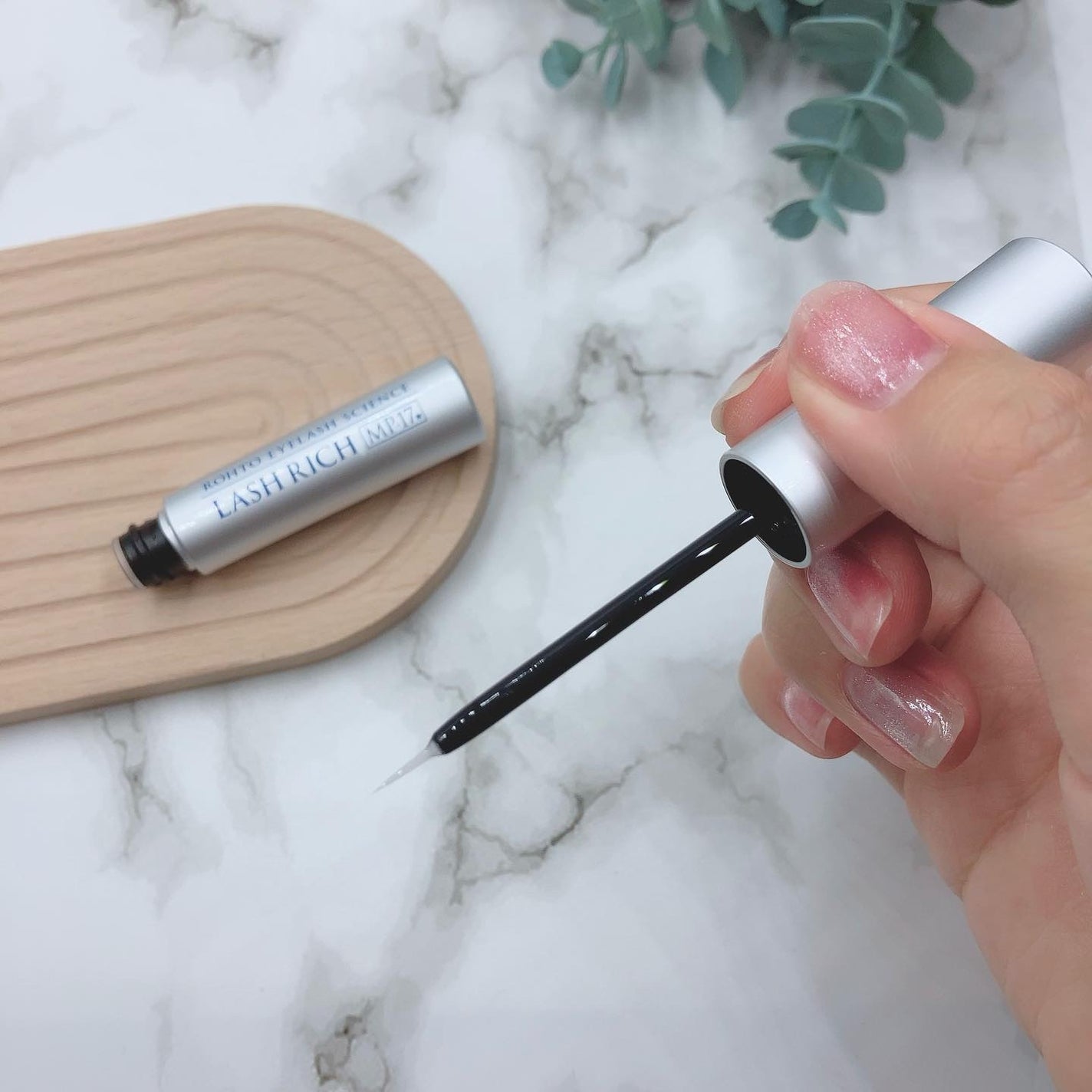 ラッシュリッチアイラッシュセラム/ロート製薬/まつげ美容液を使ったクチコミ(4枚目)