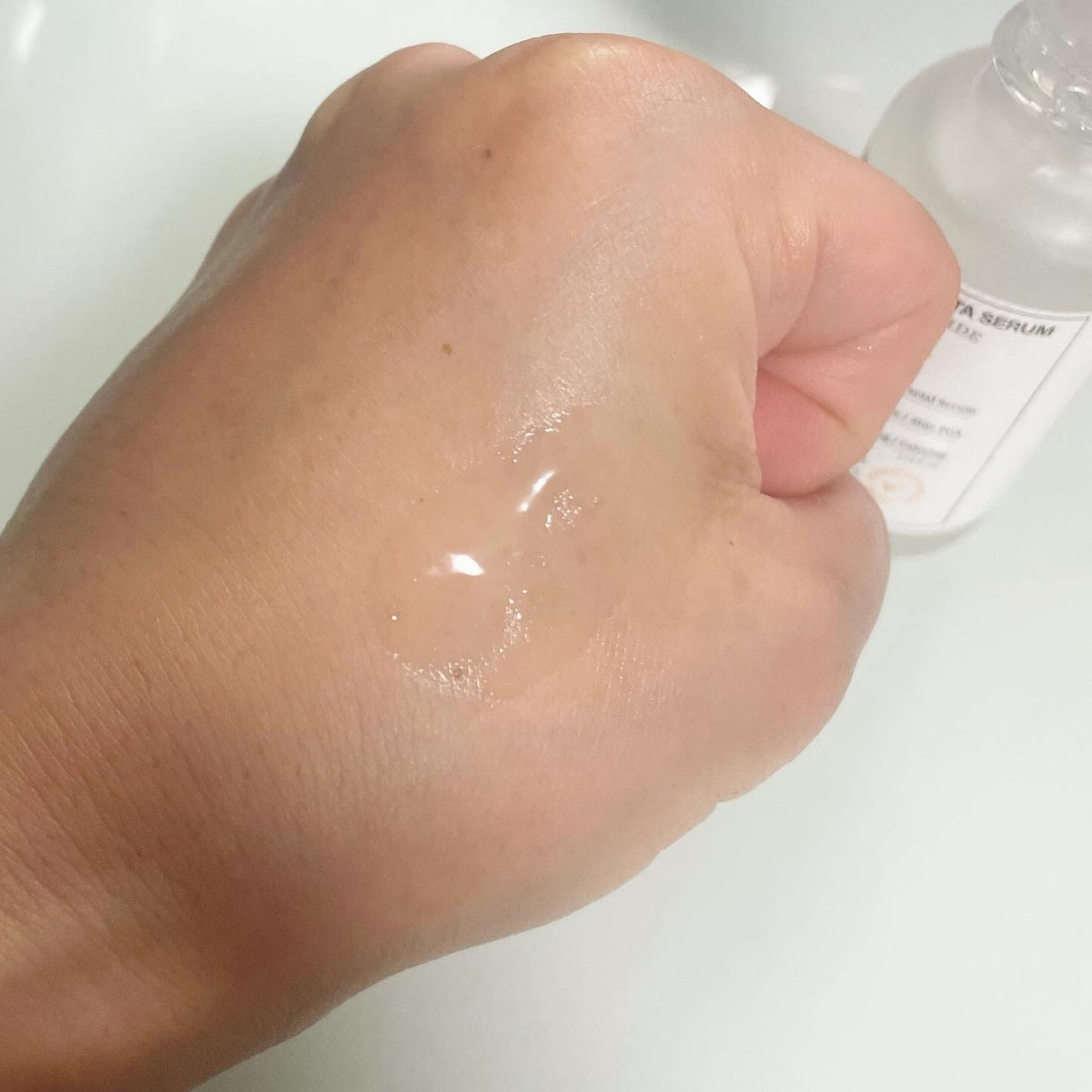 memi /フォロバ on LIPS 「BERGAMOプレミアムナイアシンアミドビタセラム使ってみたよ..」(5枚目)