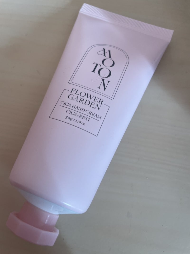 シルクハンドクリーム FLOWER GARDEN /MOTON/ハンドクリームを使ったクチコミ（1枚目）