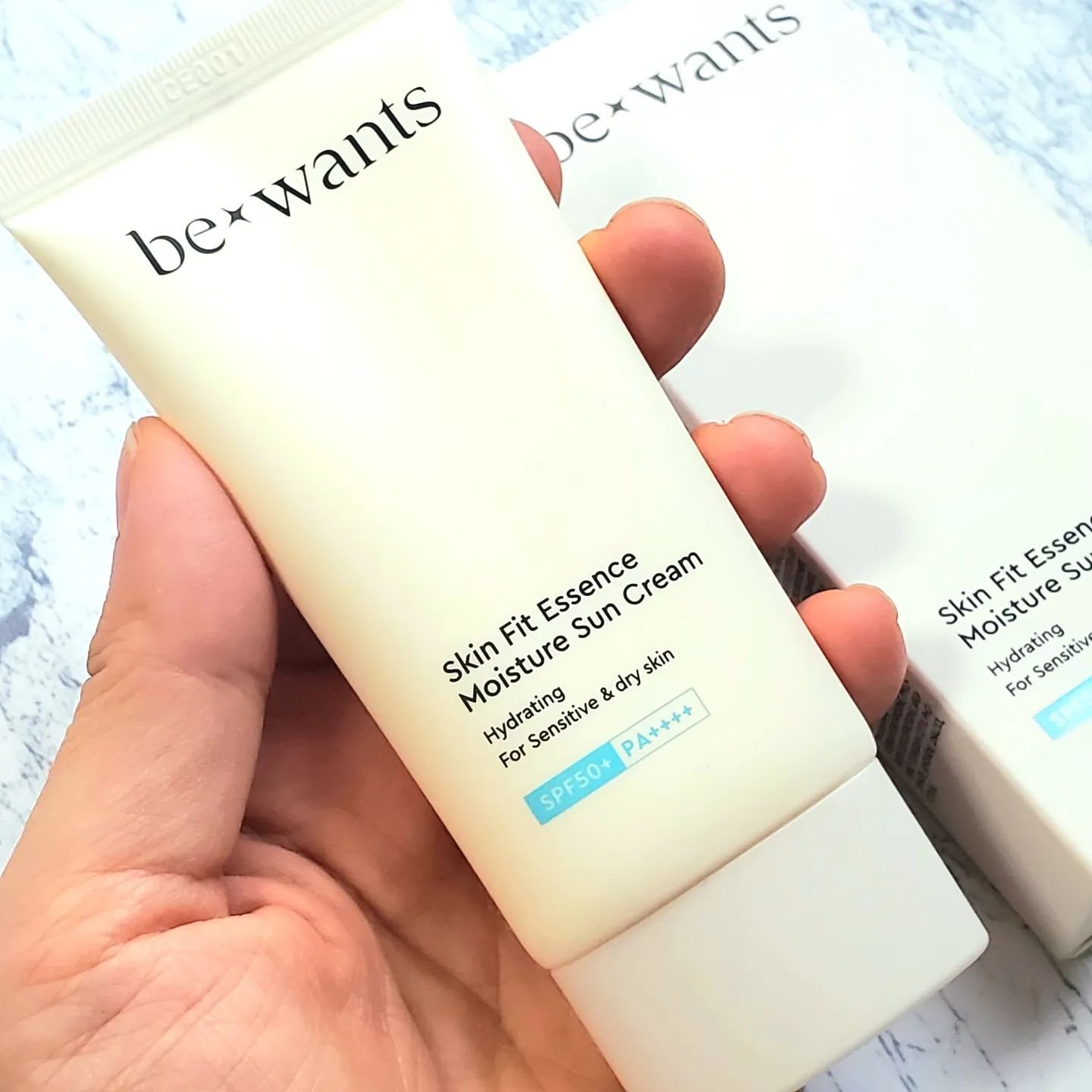 bewants スキンフィットエッセンス水分サンクリーム