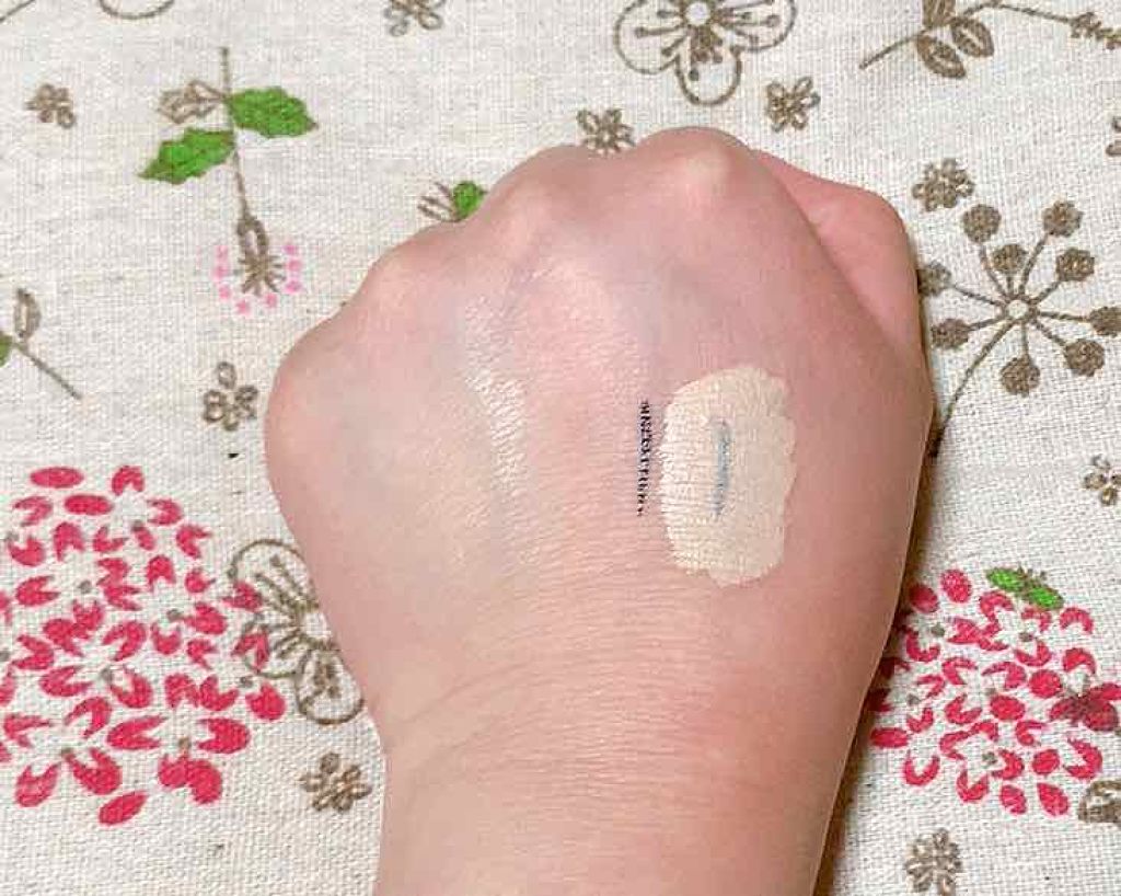 UR GLAM COVER&HIGHLIGHT CONCEALER/U R GLAM/リキッドコンシーラーを使ったクチコミ(2枚目)