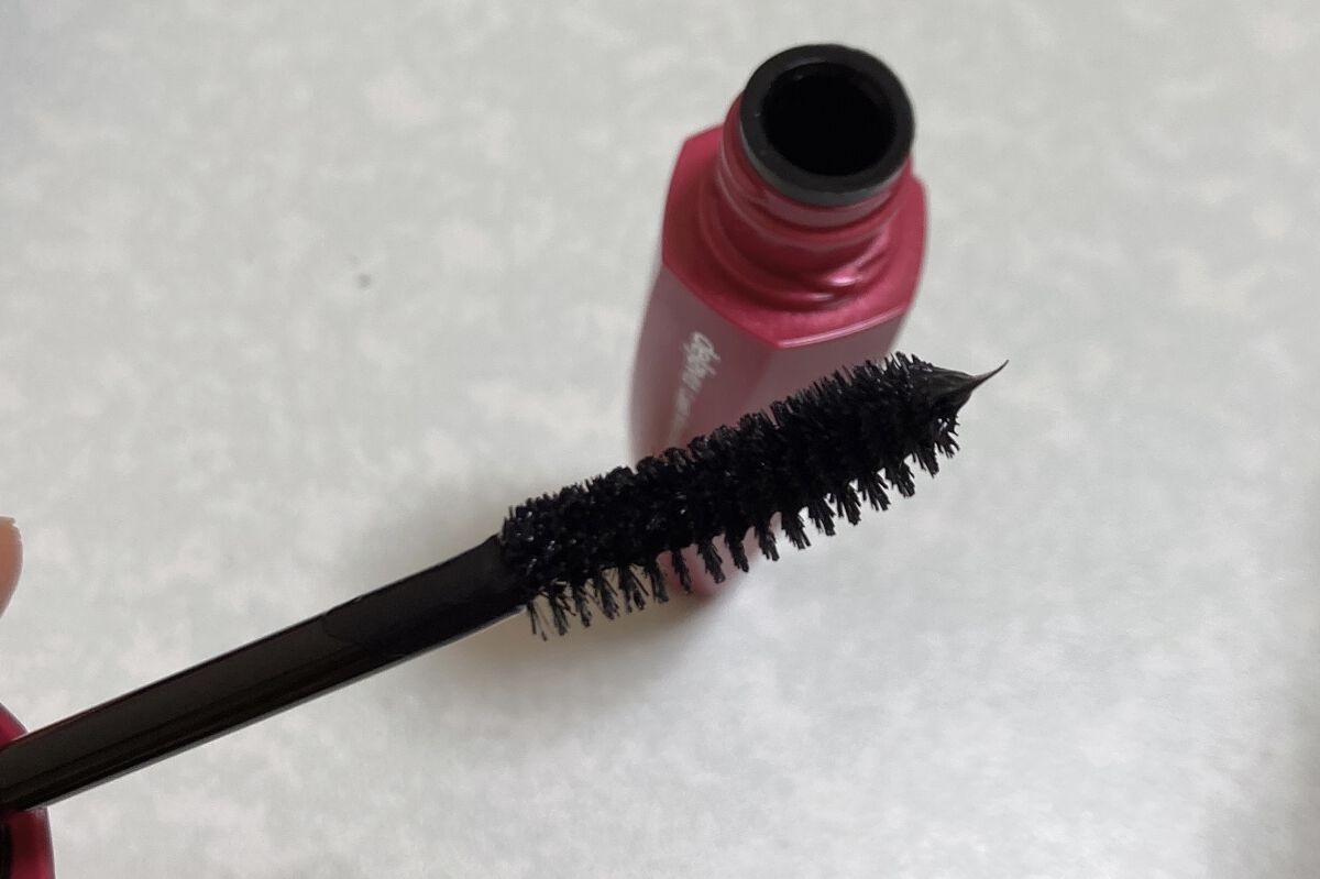 「塗るつけまつげ」ボリュームタイプ ブラック/デジャヴュ/マスカラを使ったクチコミ（2枚目）