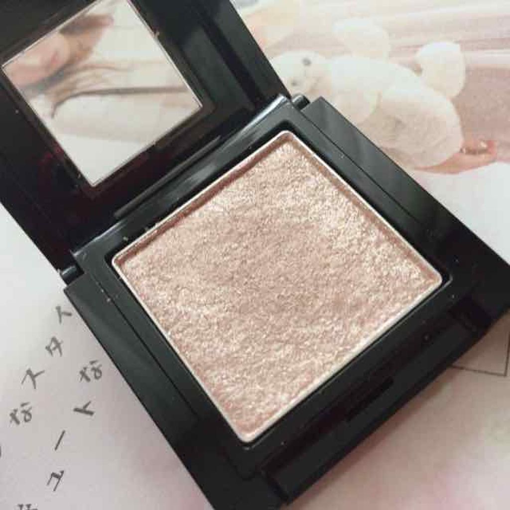 ヴィセ アヴァン シングルアイカラー/Visée/単色アイシャドウを使ったクチコミ（2枚目）