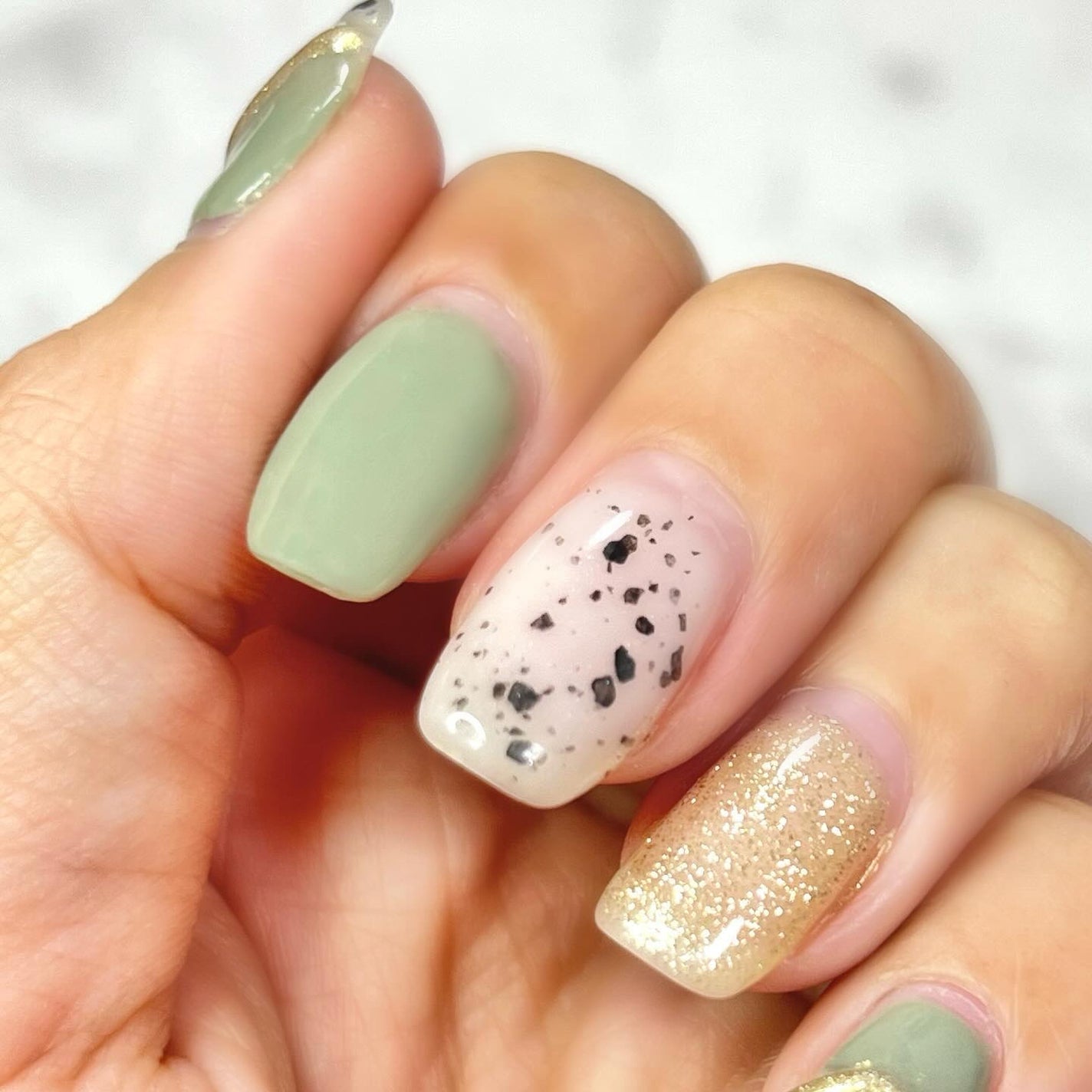 プレミアム ノンサンディングベースジェル/SEED RESIN/ジェルネイルを使ったクチコミ(6枚目)