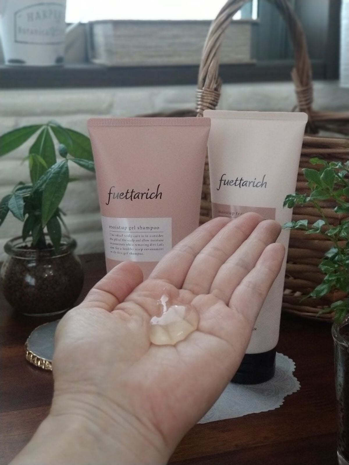 モイストアップ ジェル シャンプー/トリートメント/fuettarich (フエッタリッチ)/サロンシャンプーを使ったクチコミ(3枚目)