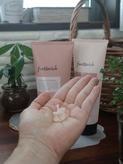 モイストアップ ジェル シャンプー/トリートメント/fuettarich (フエッタリッチ)/サロンシャンプーを使ったクチコミ(3枚目)