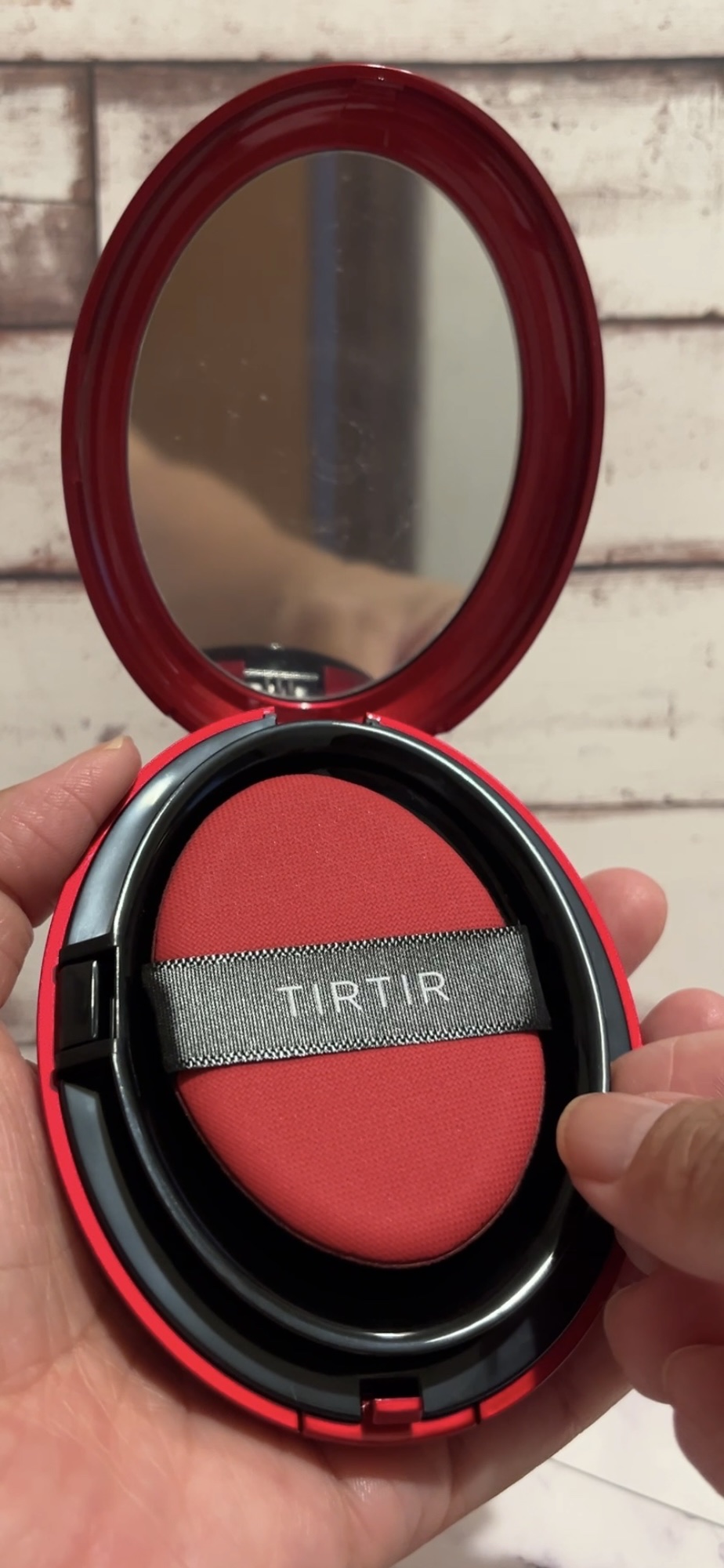 マスク フィット レッド クッション/TIRTIR(ティルティル)/クッションファンデーションを使ったクチコミ（2枚目）