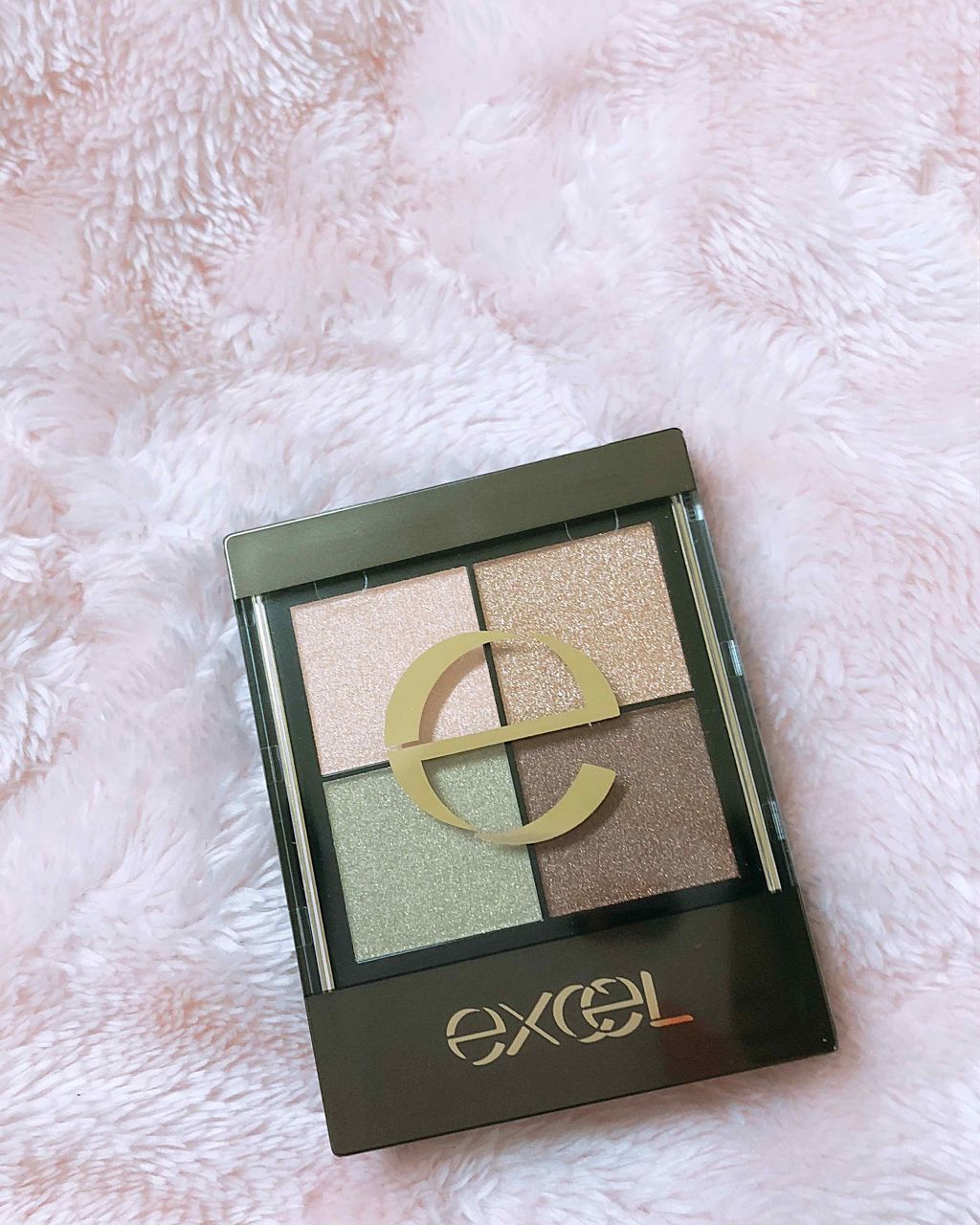 リアルクローズシャドウ/excel/アイシャドウパレットを使ったクチコミ(1枚目)